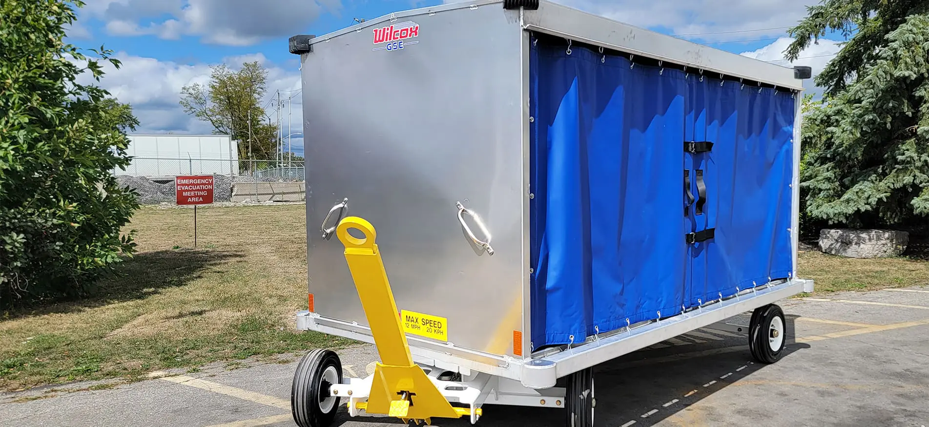 Aluminum Baggage Carts vs. Steel Baggage Carts 2